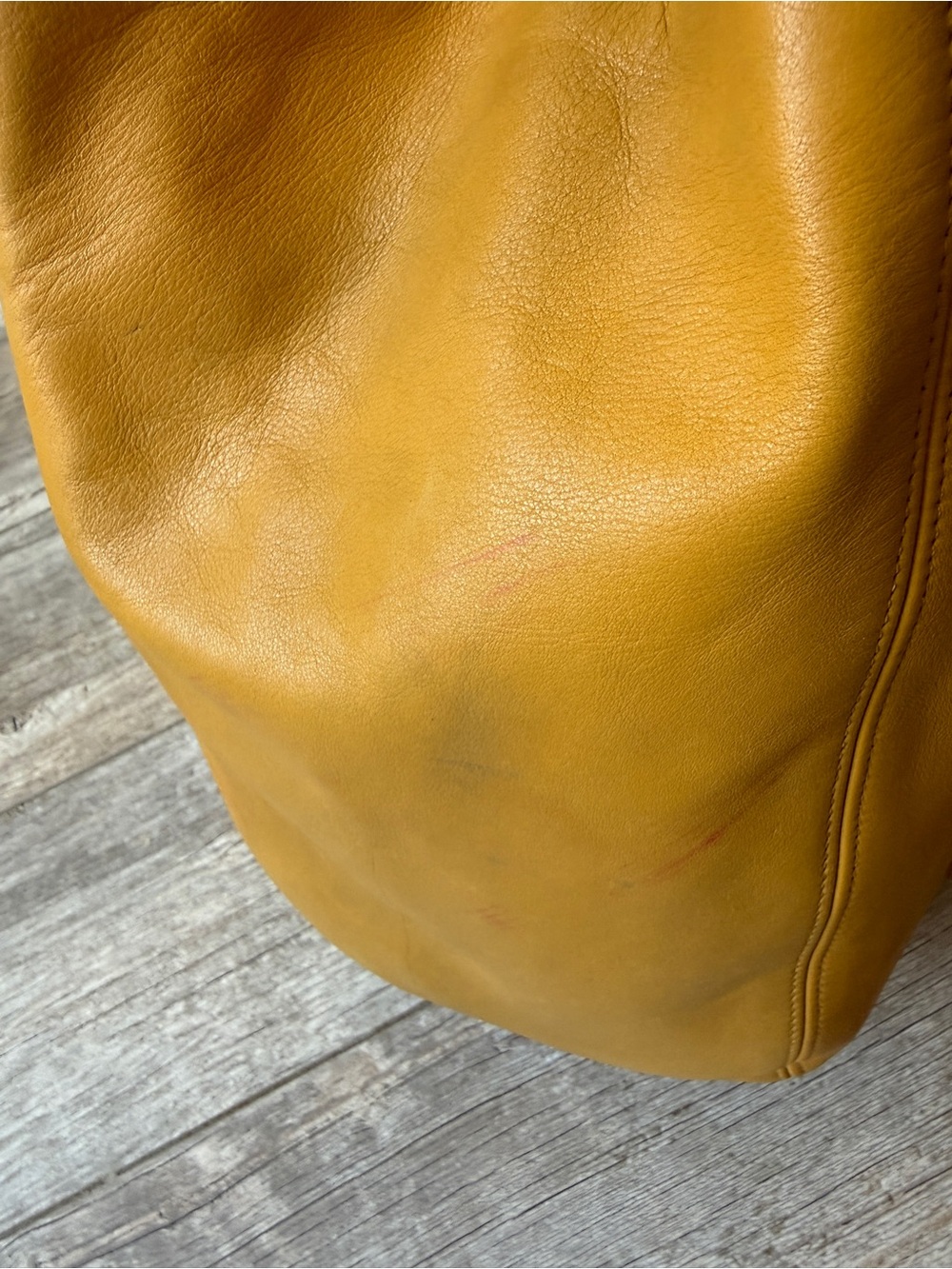 VTG Coach SOHO Sling | No. 4160 | Buttery Chamois | 1997 | Gently Loved - Picture 6 of 15
